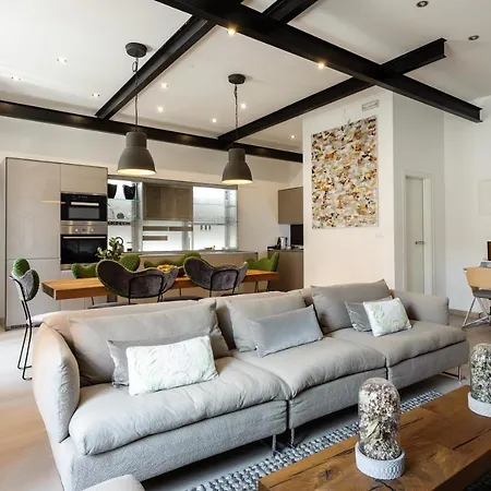 Old Town Luxury House *